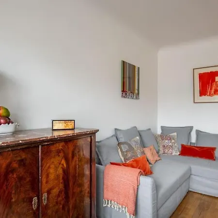 6eme - Apartman *